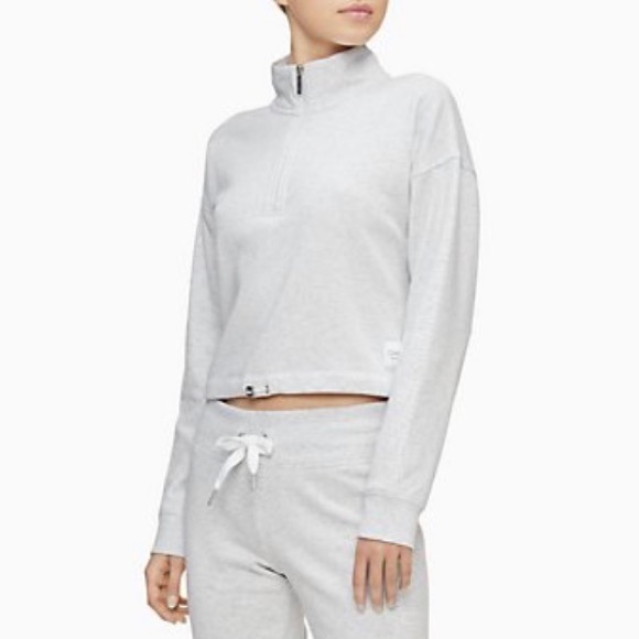 Calvin Klein Tops - Calvin Klein Cropped Pullover